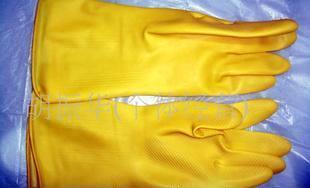 本产品采用棉布手和pvc浸胶而成,适用于劳工作业等